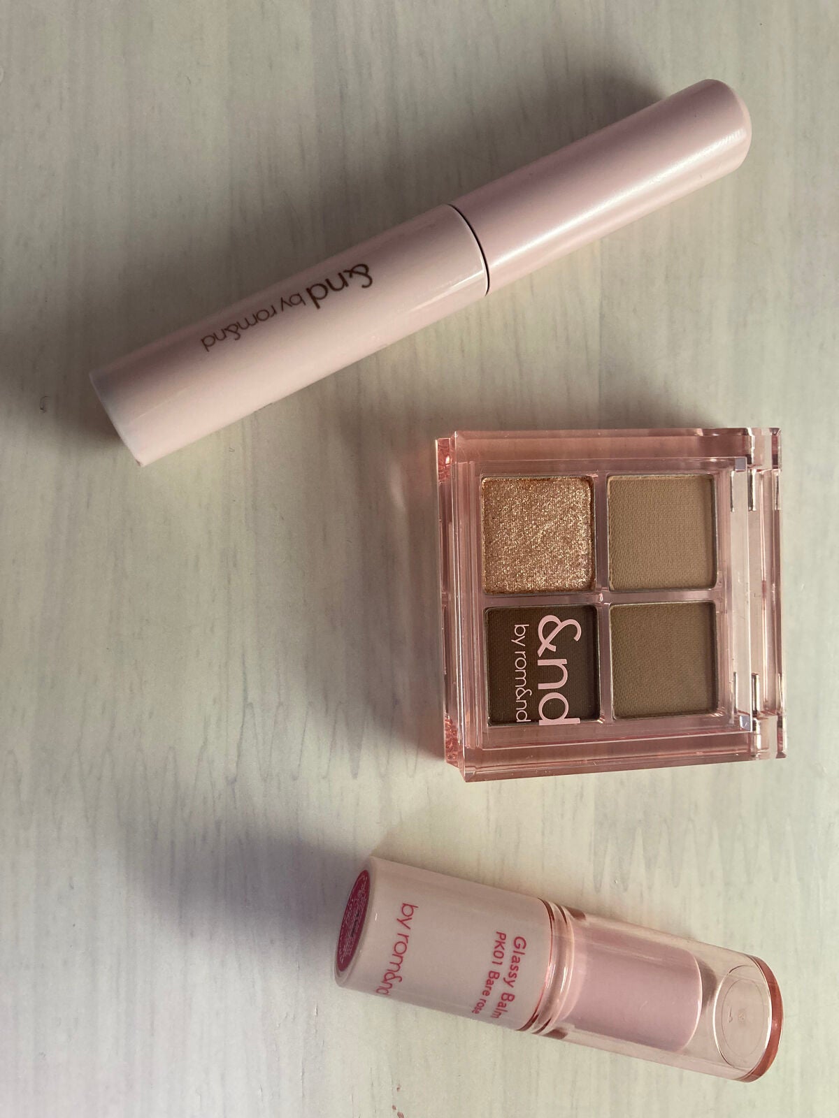 アンドバイロムアンド グラッシーバーム/&nd by rom&nd/口紅を使ったクチコミ(2枚目)