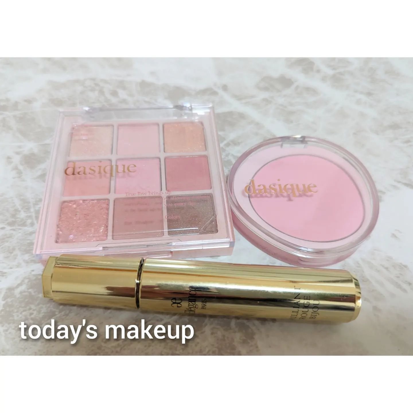 シャドウパレット ロマンティックブロッサム/dasique/アイシャドウパレットを使ったクチコミ（1枚目）