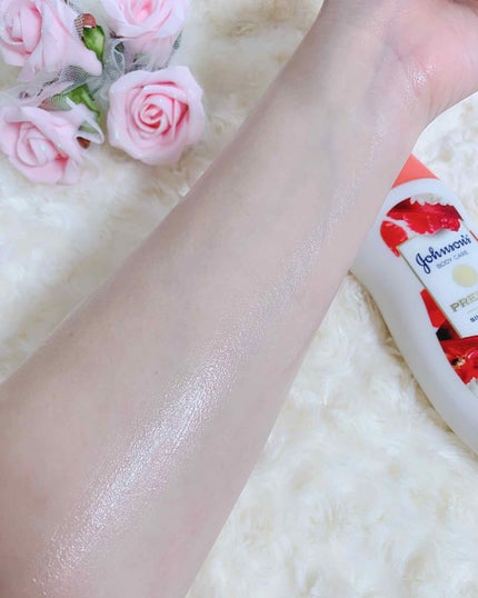 プレミアム ローション シルキーベリー/ジョンソンボディケア/ボディローションを使ったクチコミ(4枚目)