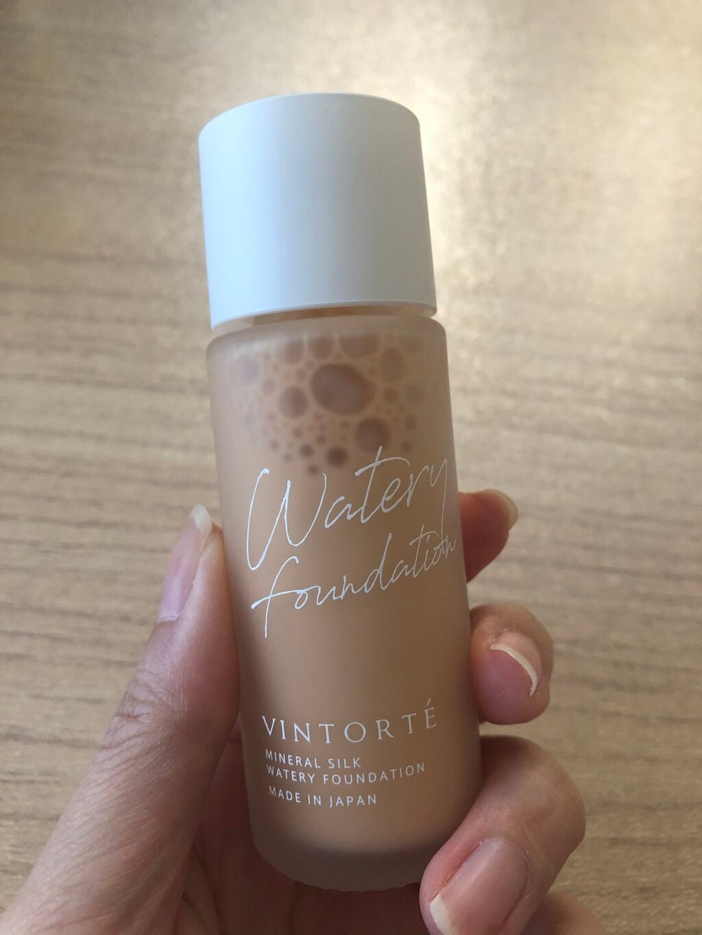ミネラルシルクウォータリーファンデーション/ヴァントルテ/リキッドファンデーションを使ったクチコミ(1枚目)
