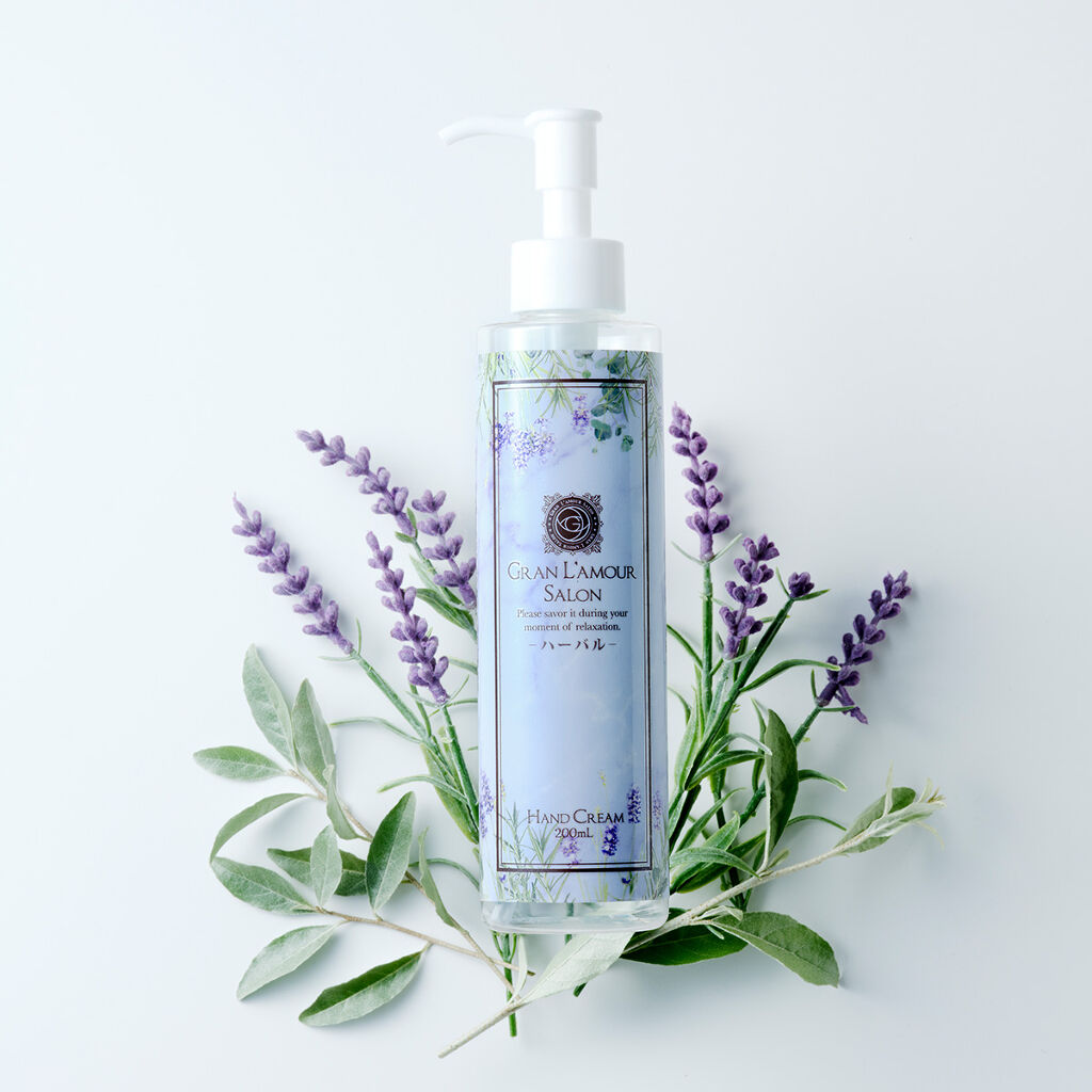 ハンドクリーム ハーバルの香り