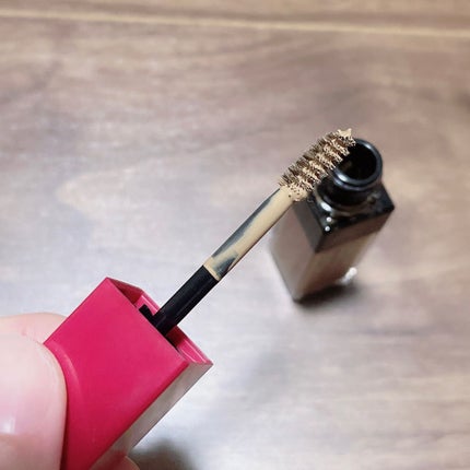 ブロウインク 3D スタイリングジェル/MAYBELLINE NEW YORK/眉マスカラを使ったクチコミ(4枚目)