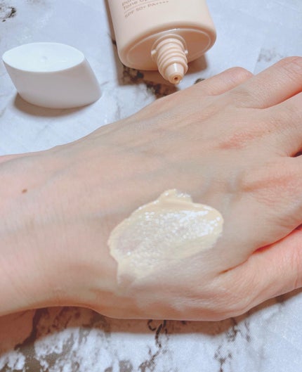 cherry on LIPS 「✨✨✨ナンバーズイン3番ノーファンデ陶器肌トーンアップクリーム..」(4枚目)