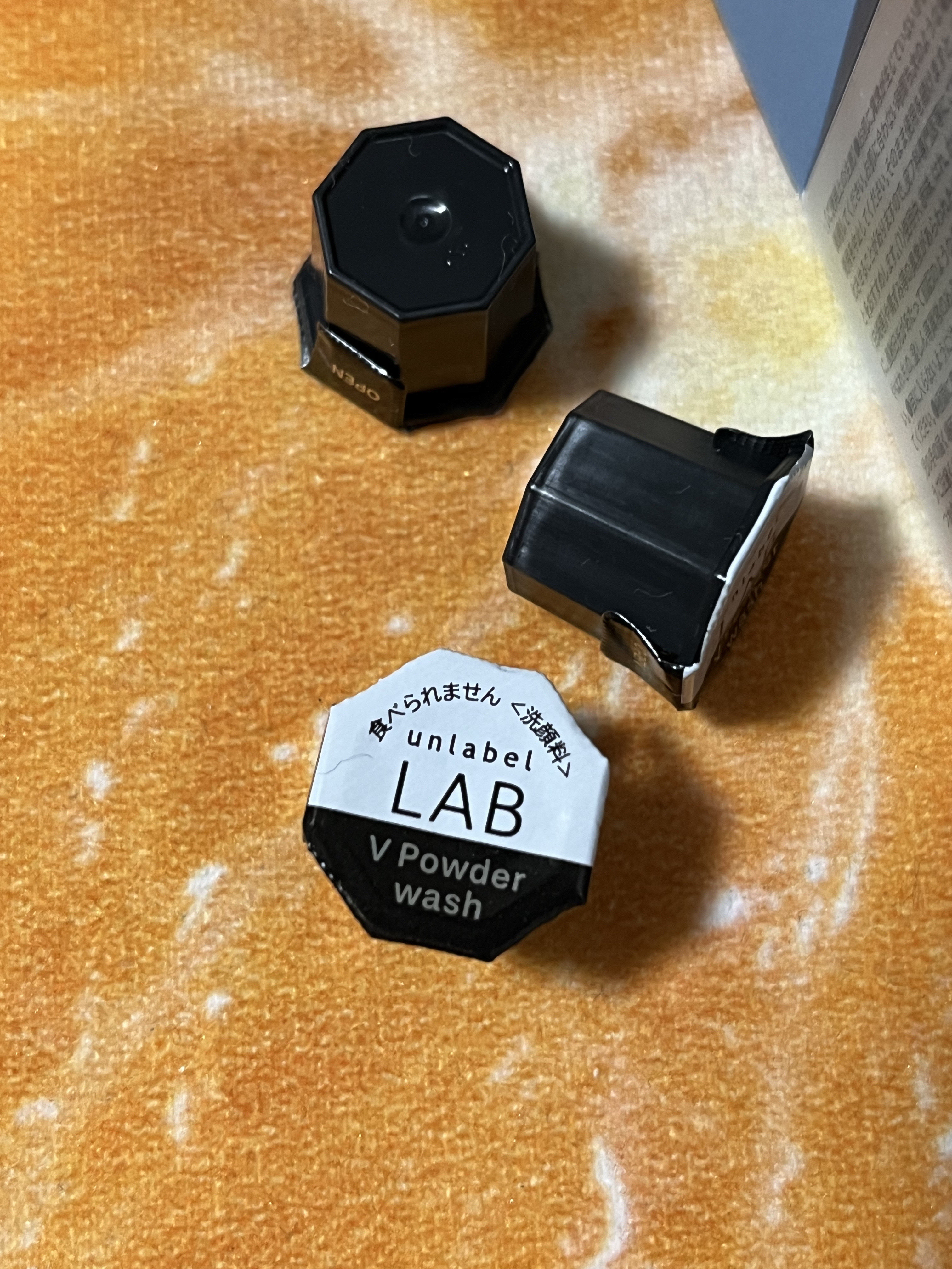 ラボ　V酵素洗顔パウダー ブラック/unlabel/洗顔パウダーを使ったクチコミ（2枚目）