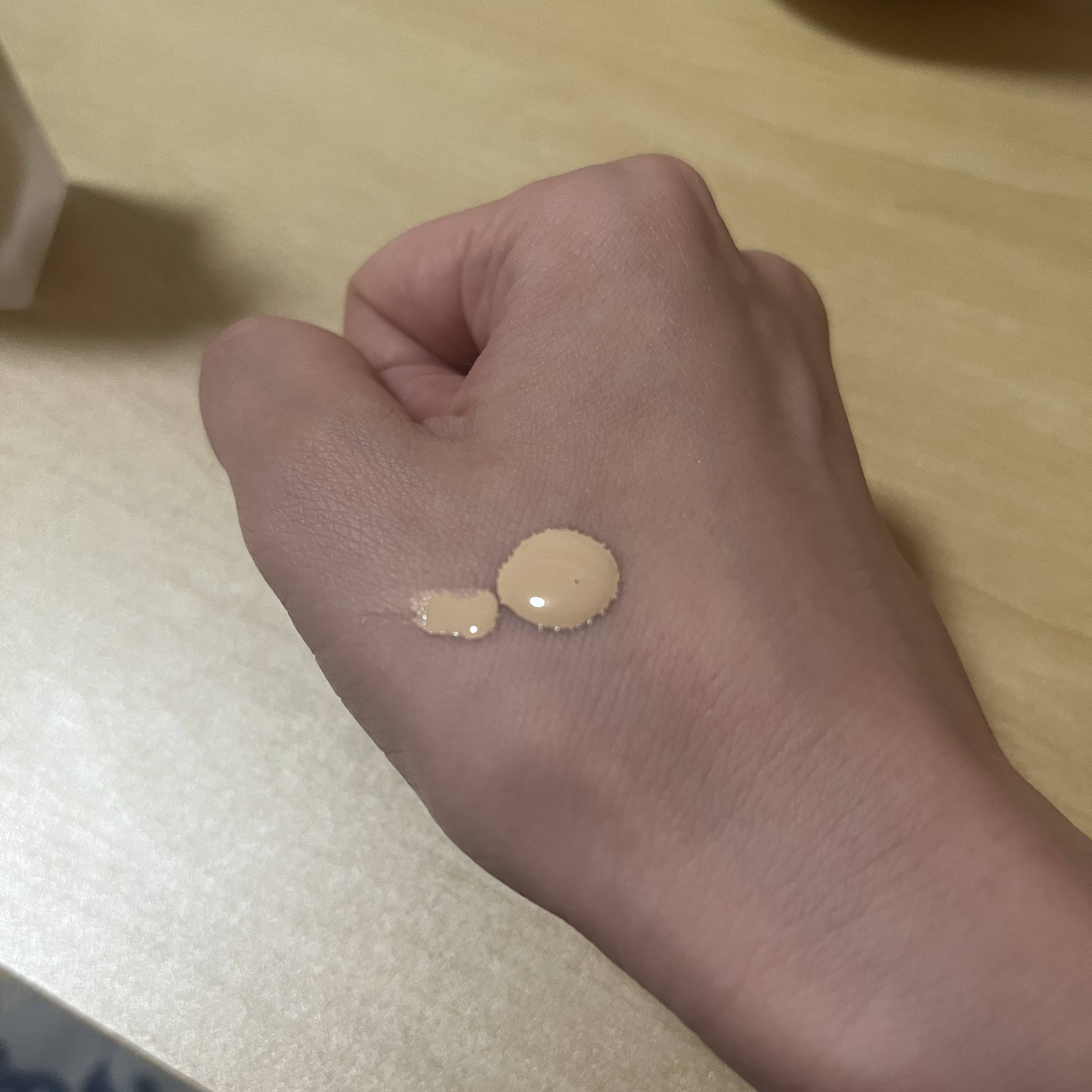 ライトリフレクティング ファンデーション 02162/NARS/リキッドファンデーションを使ったクチコミ（2枚目）