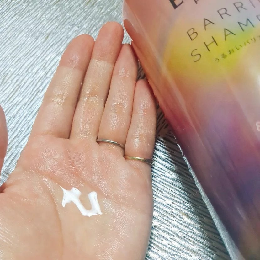 エッセンシャルプレミアム バリアシャンプー・コンディショナー シルキー&スムース/エッセンシャル/市販シャンプーを使ったクチコミ(4枚目)