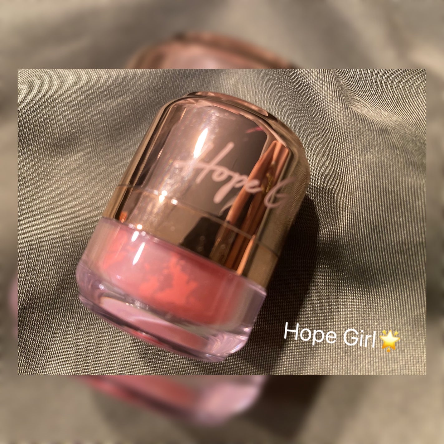 ホープガール3Dパウダーブラッシャー/Hope Girl/パウダーチークを使ったクチコミ(1枚目)