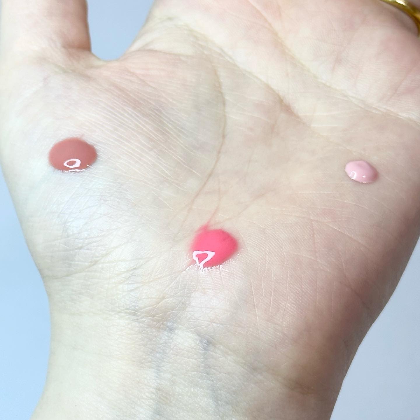 カラーセラムミニ ピットアパット/FEEV/リキッドチークを使ったクチコミ（2枚目）