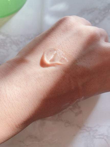 マイルド&モイスチャーアロエジェル/ネイチャーリパブリック/ボディローションを使ったクチコミ(5枚目)