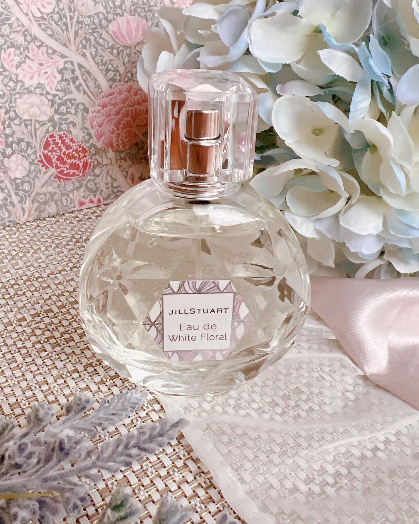 ジルスチュアート オード ホワイトフローラル/JILL STUART/香水(レディース)を使ったクチコミ(6枚目)