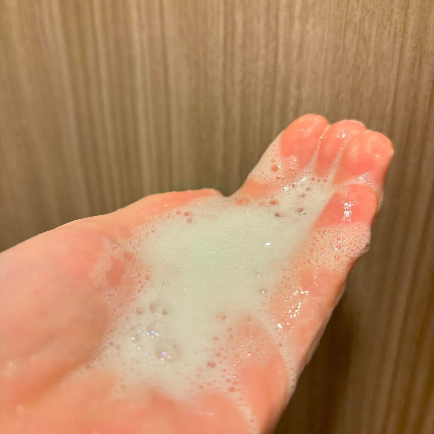 エッセンシャル プレミアム うるおいバリアシャンプー/コンディショナー グロウ&モイスト/エッセンシャル/市販シャンプーを使ったクチコミ(4枚目)