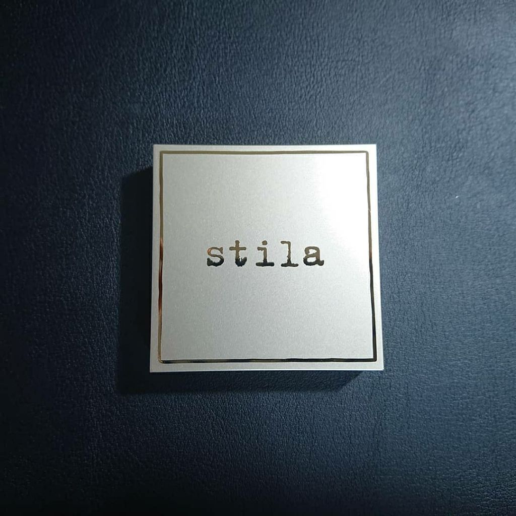 Heaven's Hue highlighter/stila/パウダーハイライトを使ったクチコミ(1枚目)