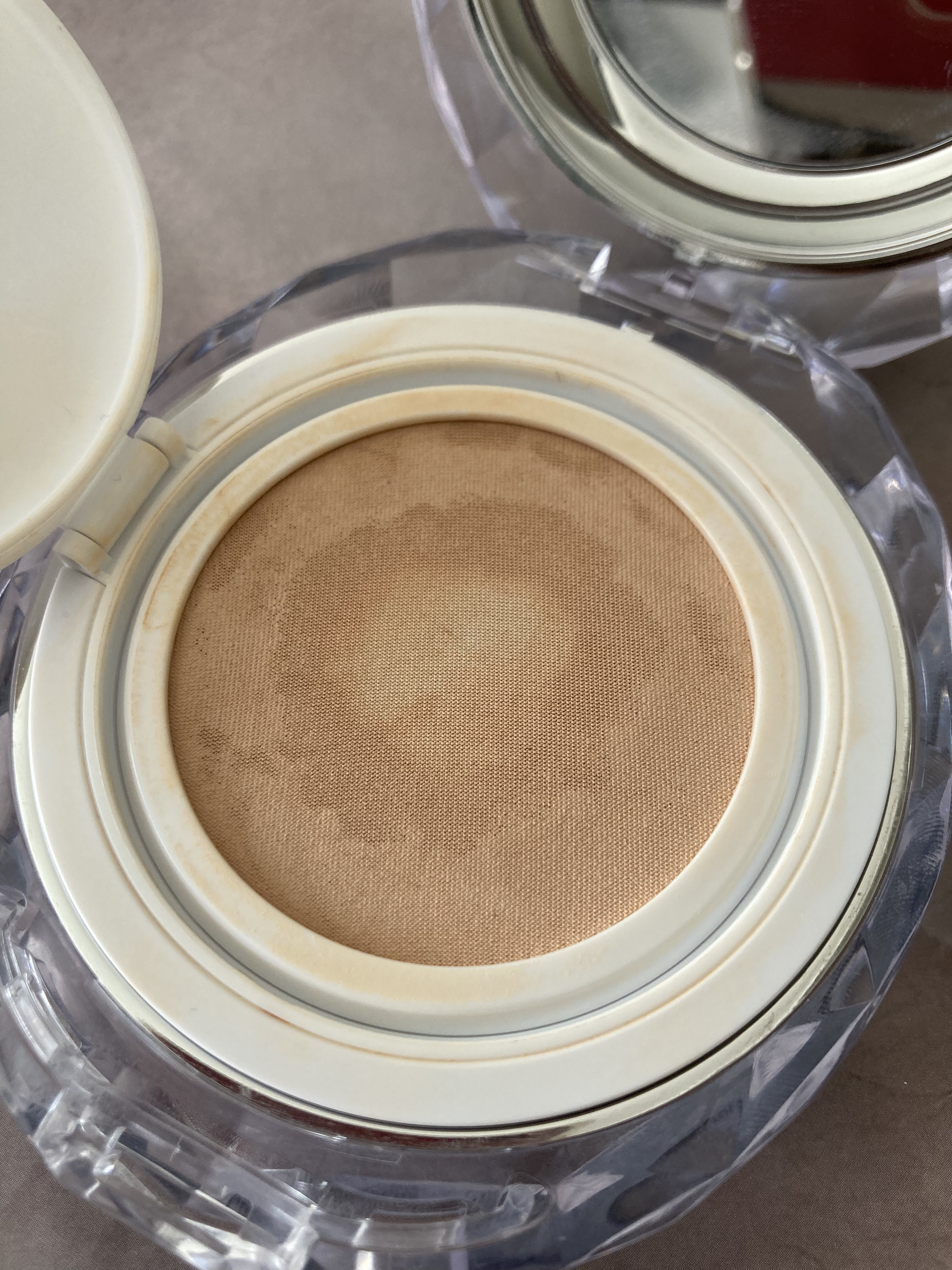 マスクフィット クリスタルメッシュクッション/TIRTIR(ティルティル)/クッションファンデーションを使ったクチコミ（3枚目）