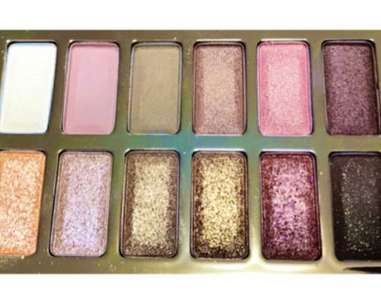 バレンタインボックス/VAVI MELLO/アイシャドウパレットを使ったクチコミ(3枚目)