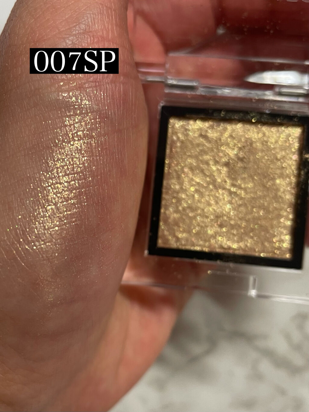 アディクション ザ アイシャドウ スパークル/ADDICTION/単色アイシャドウを使ったクチコミ（2枚目）