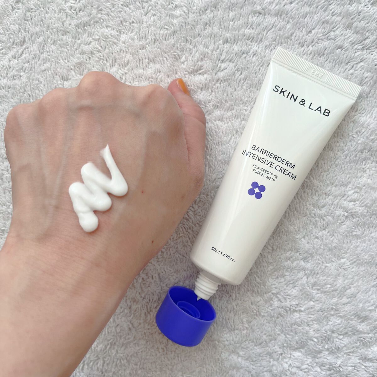 バリアダームモイストクリーム/SKIN&LAB/フェイスクリームを使ったクチコミ(2枚目)