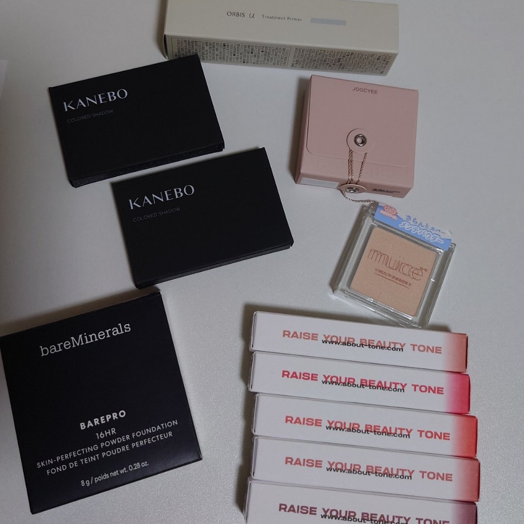 カラードシャドウ/KANEBO/アイシャドウパレットを使ったクチコミ（1枚目）