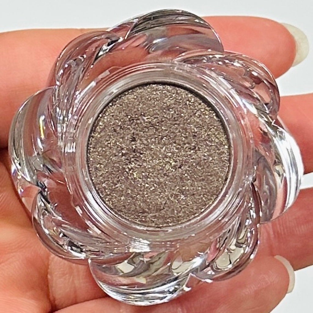 ワンアンドオンリーシャドウ/MUZIGAE MANSION/単色アイシャドウを使ったクチコミ(3枚目)