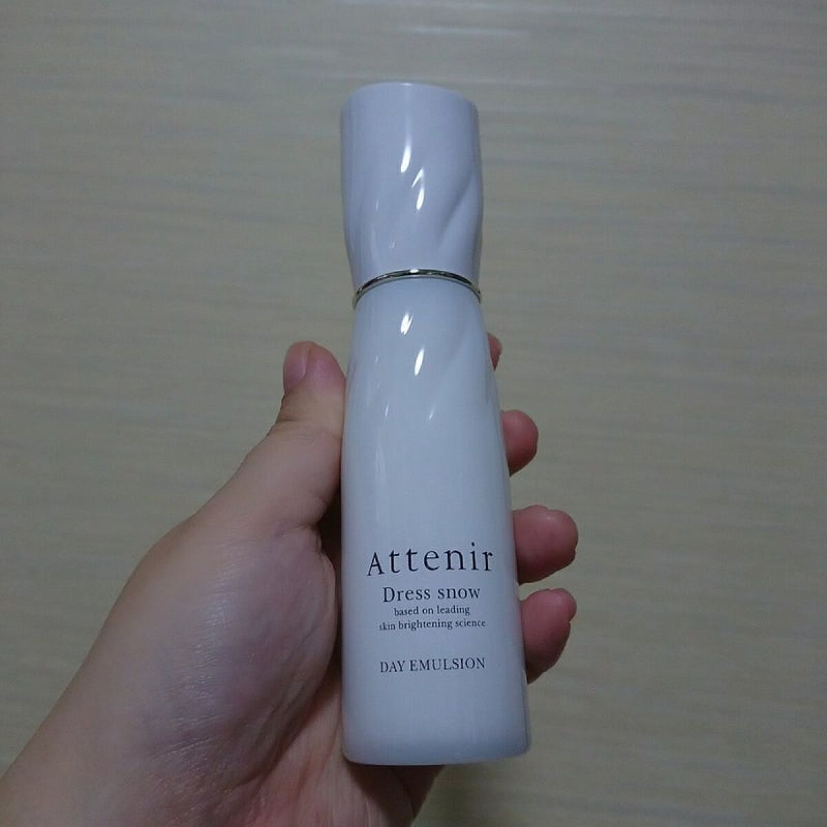 ドレススノー デイエマルジョン【医薬部外品】 /アテニア/乳液を使ったクチコミ（2枚目）