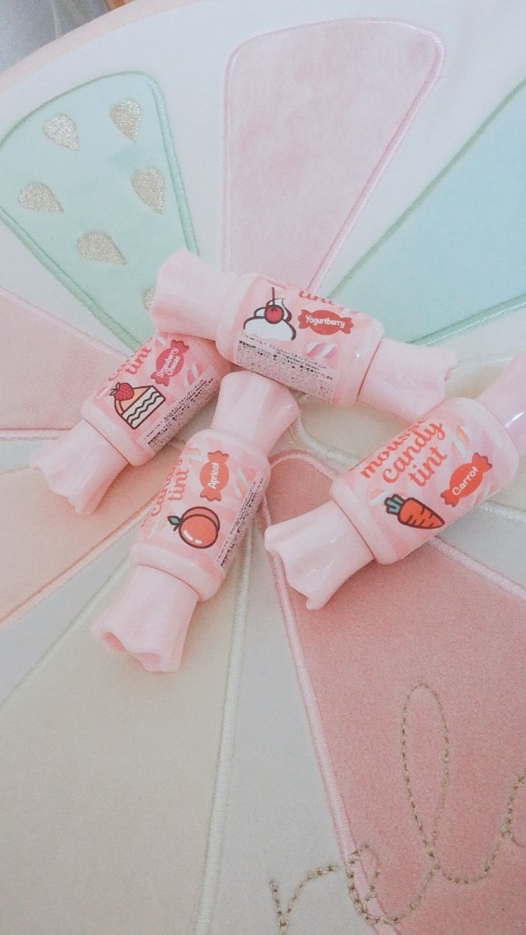 ムース キャンディー ティント/the SAEM/リップティントを使ったクチコミ（1枚目）