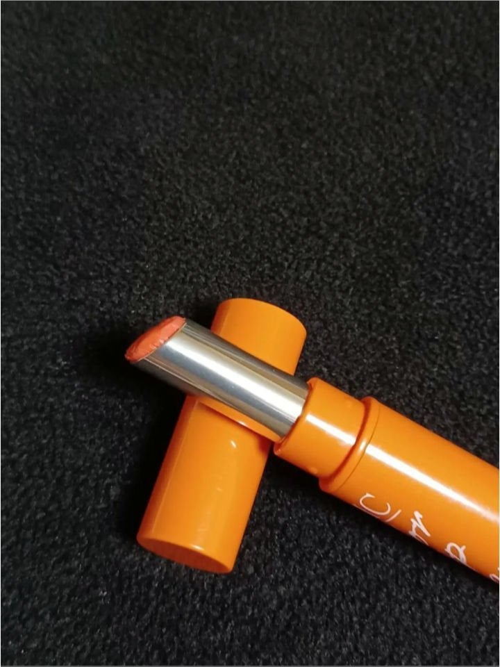 濃密うるみカラーリップクリーム/DHC/リップクリームを使ったクチコミ(4枚目)