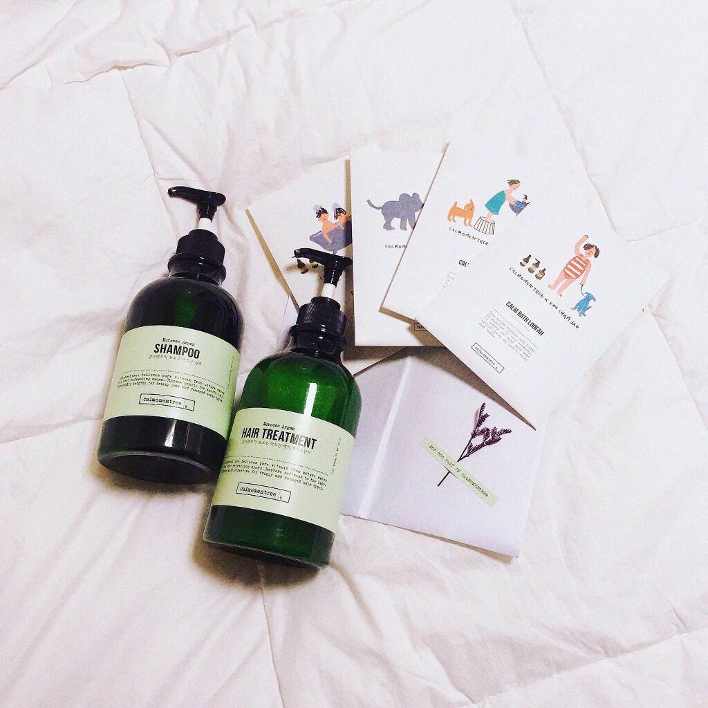 
CALMOMEMTREEの垢すりタオルと
シャンプー&トリートメント🛁✨


100%天然素材で柔らかいタオルだから顔のピーリングをしても全然痛くないのに角質が取れてツルツルになります♡
子供や敏感肌の人にもおすすめです👶🚿💕

