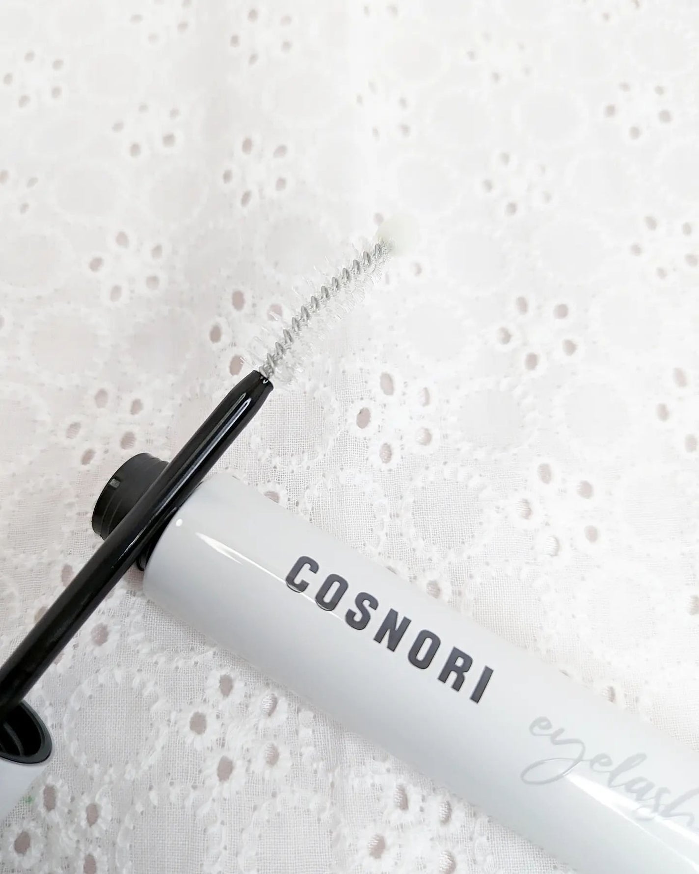 ロングアクティブアイラッシュセラム/COSNORI/まつげ美容液を使ったクチコミ(2枚目)