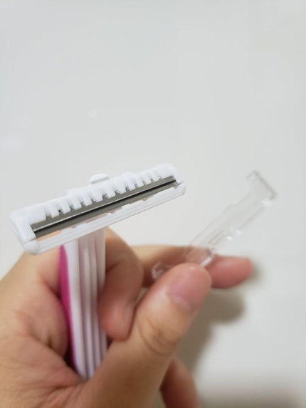 DAISO Schick顔・ボディ用カミソリ/DAISO/シェーバーを使ったクチコミ(7枚目)