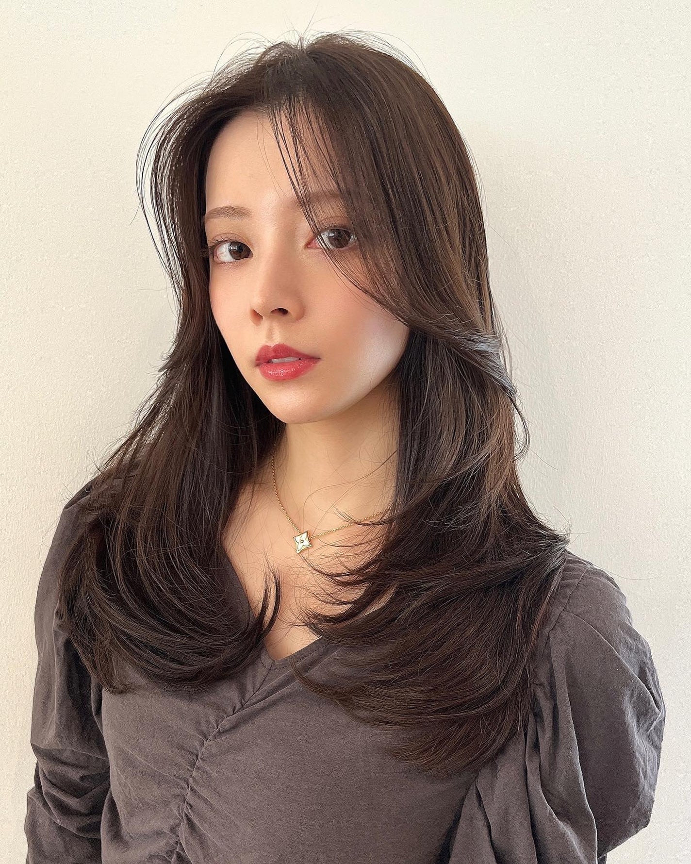 HARUNA on LIPS 「巻き方で変わる‼️色んな巻き方を楽しめます♪.🙋🏼♀️私の載..」(2枚目)