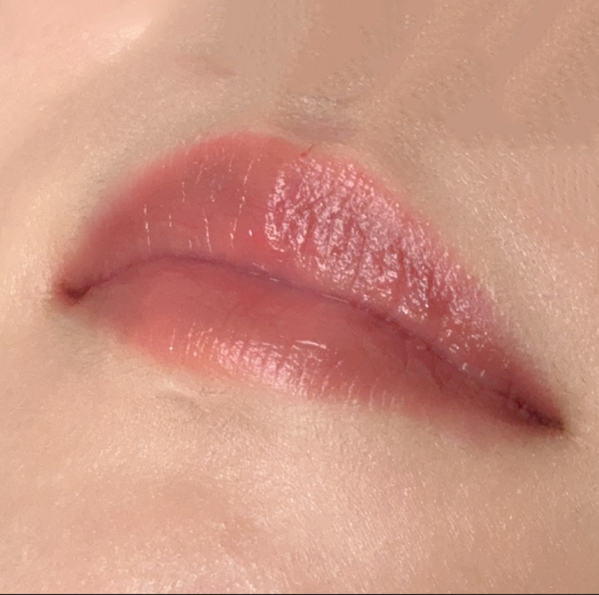 ルージュスターヴァイブラント V02 Classical Red/KANEBO/口紅を使ったクチコミ（3枚目）