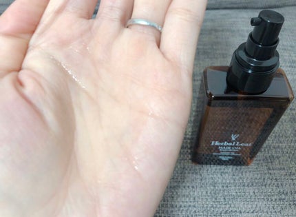 オーガニックヘアオイル フレッシュティーの香り/ハーバルリーフ/ヘアオイルを使ったクチコミ(3枚目)