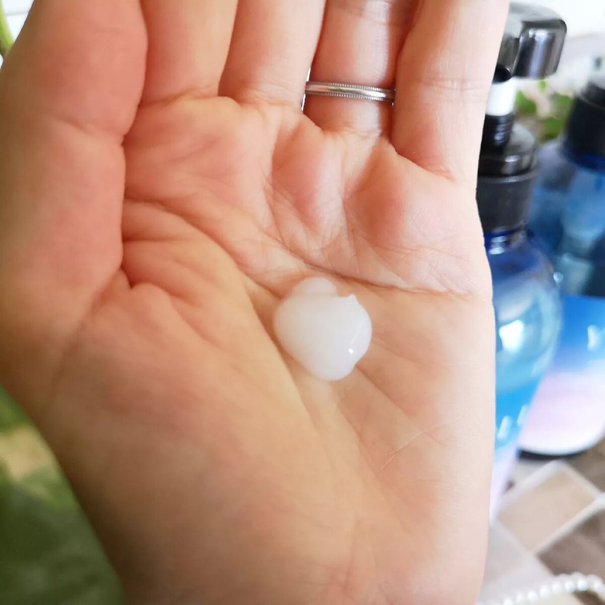 カームナイトリペアシャンプー/トリートメント/YOLU/市販シャンプーを使ったクチコミ(3枚目)