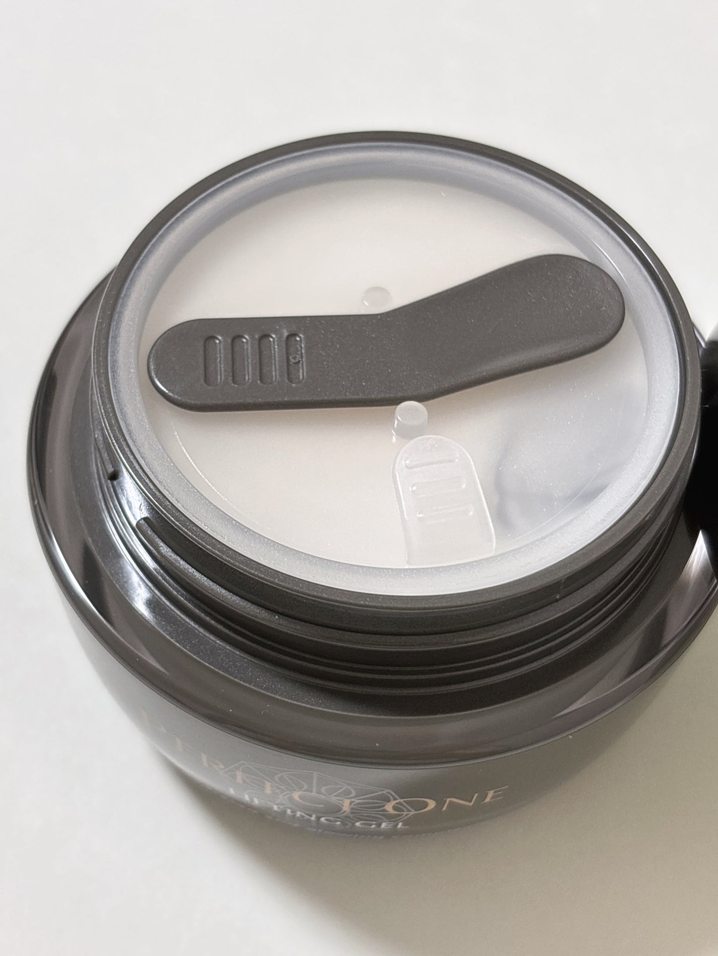 パーフェクトワン リフティングジェル/パーフェクトワン/オールインワン化粧品を使ったクチコミ(3枚目)