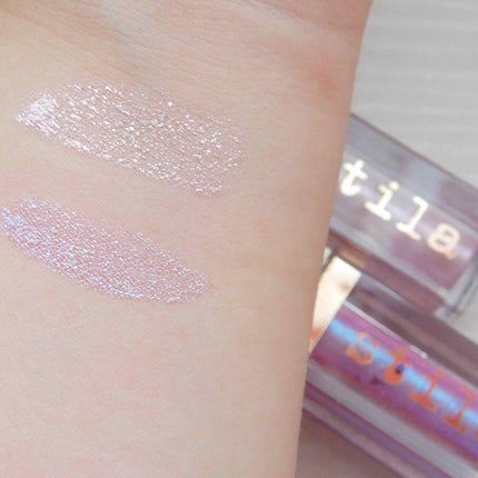 グリッター&グロウ リキッドアイシャドウ/stila/グリッターを使ったクチコミ(2枚目)