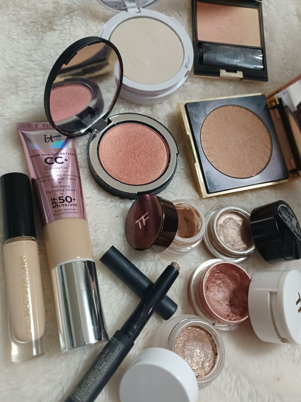 ベルベットシャドースティック/NARS/スティックアイシャドウを使ったクチコミ（3枚目）