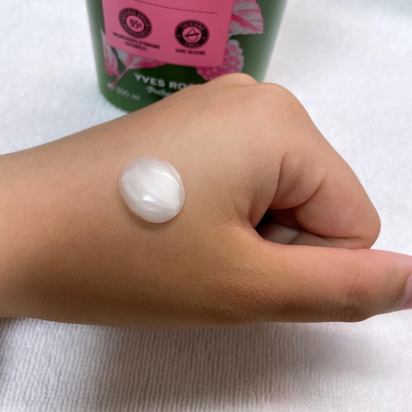 ヘルシースカルプ シャンプー/コンディショナー 〈シルキーシャイン〉/イヴ・ロシェ/市販シャンプーを使ったクチコミ（3枚目）