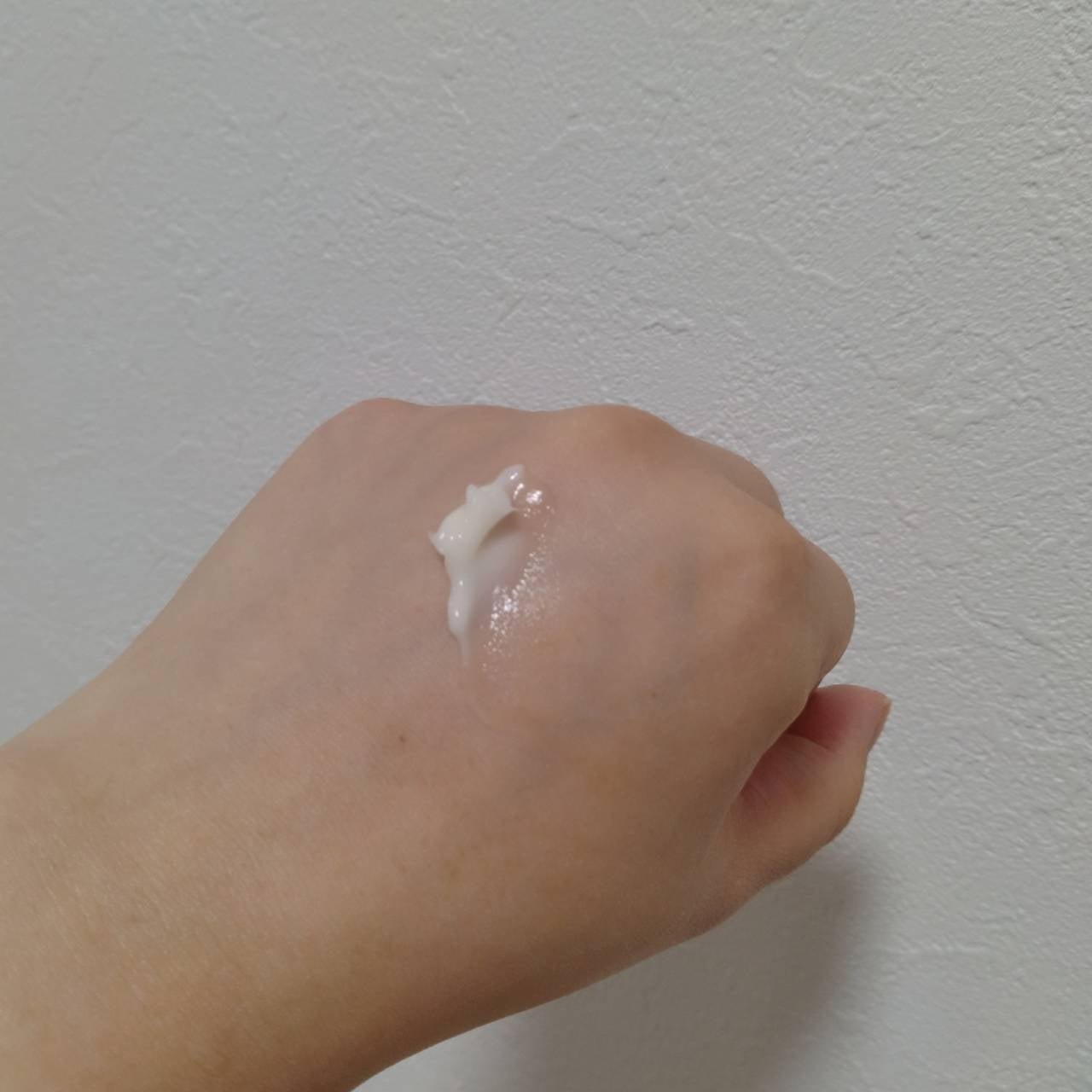 シトラスゆずバイタライジングアンプル/Lolovegan/美容液を使ったクチコミ(10枚目)