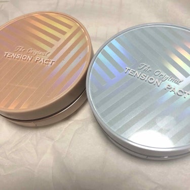 MISSHAのテンションパクト♡♡
.
クリーム色の方がマットタイプ（コンシーラーイン）
水色の方がモイスチャータイプ
SPF50+/PA+++☀️
4種類ありますが日本ではこちらの２つ取り扱いのようで