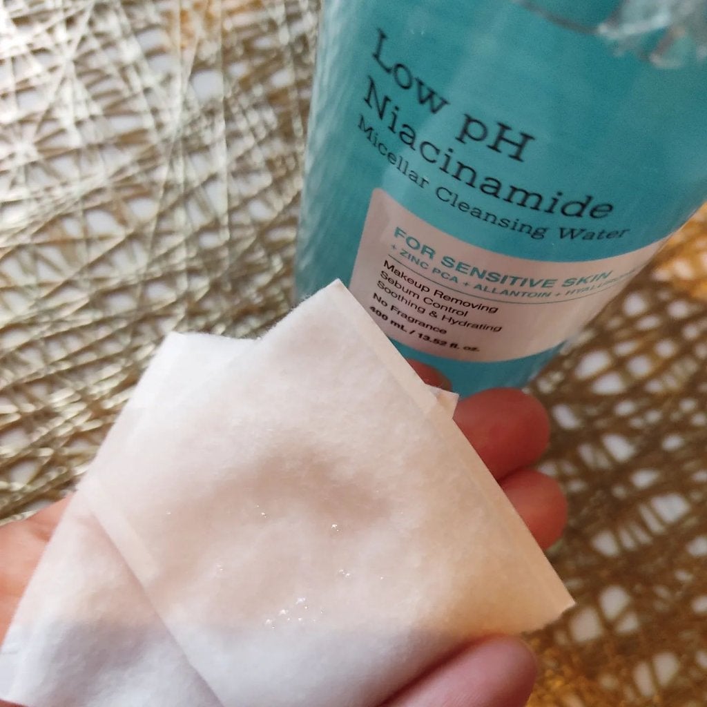 弱酸性 ナイアシンアミド ミセラークレンジングウォーター/COSRX/クレンジングウォーターを使ったクチコミ(1枚目)