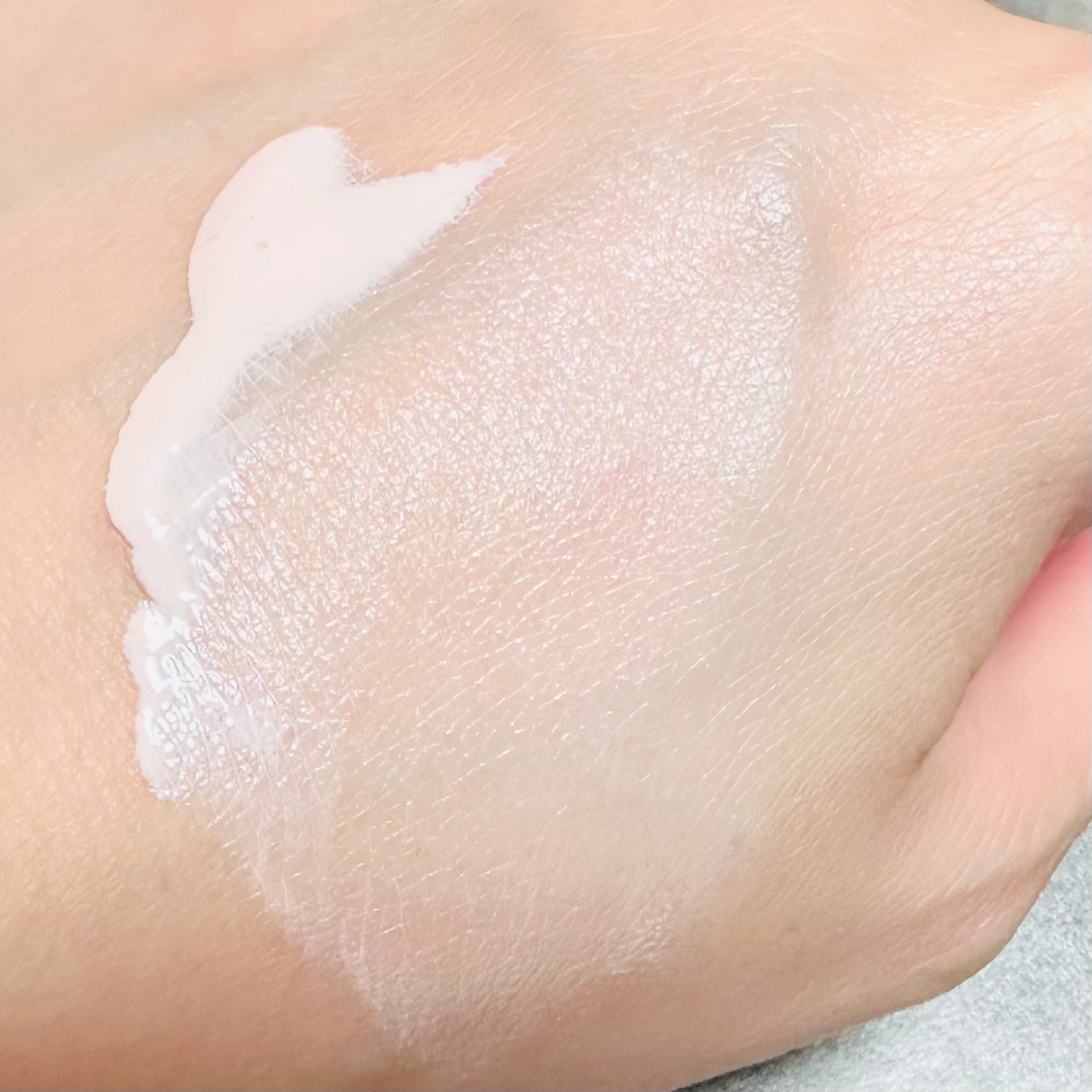 プロテクティング プライマー/PAUL & JOE BEAUTE/化粧下地を使ったクチコミ(4枚目)