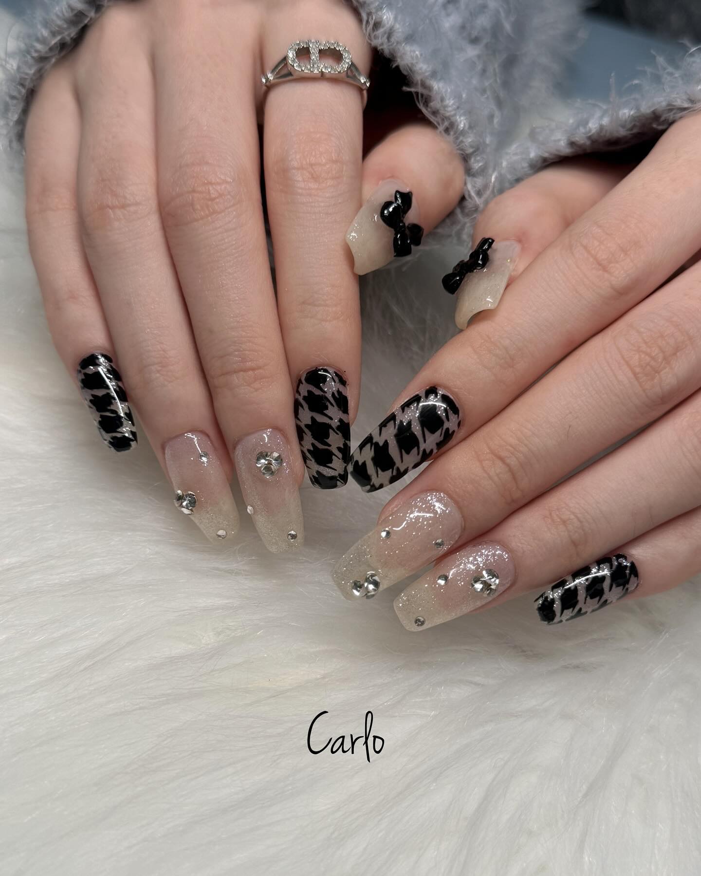 #ネイル,#手書きネイル,#ニュアンスネイル,#マグネットネイル,#トレンドネイルのネイルデザイン