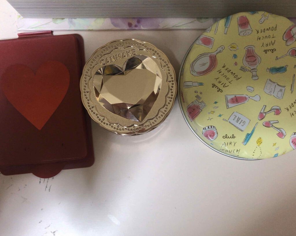 エアリータッチパウダー/クラブ/プレストパウダーを使ったクチコミ(1枚目)