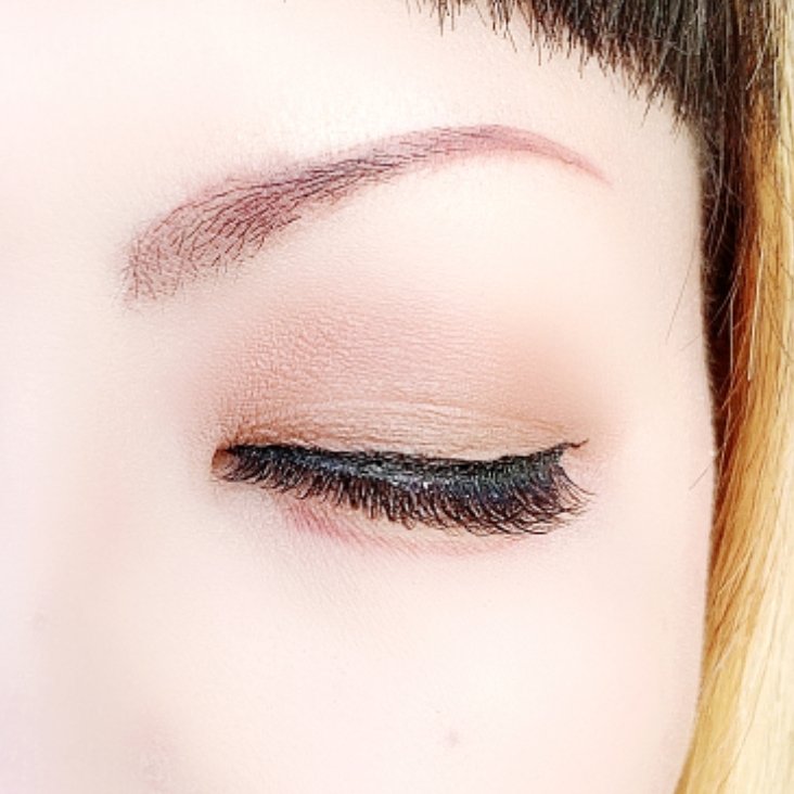 シルキースフレアイズ（マットタイプ） M06 リマグレージュ/キャンメイク/アイシャドウパレットを使ったクチコミ（3枚目）