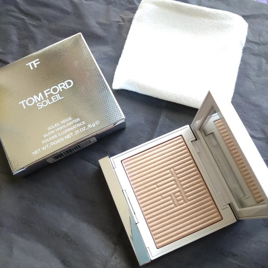ソレイユ ネージュ グロウ ハイライター/TOM FORD BEAUTY/パウダーハイライトを使ったクチコミ(1枚目)
