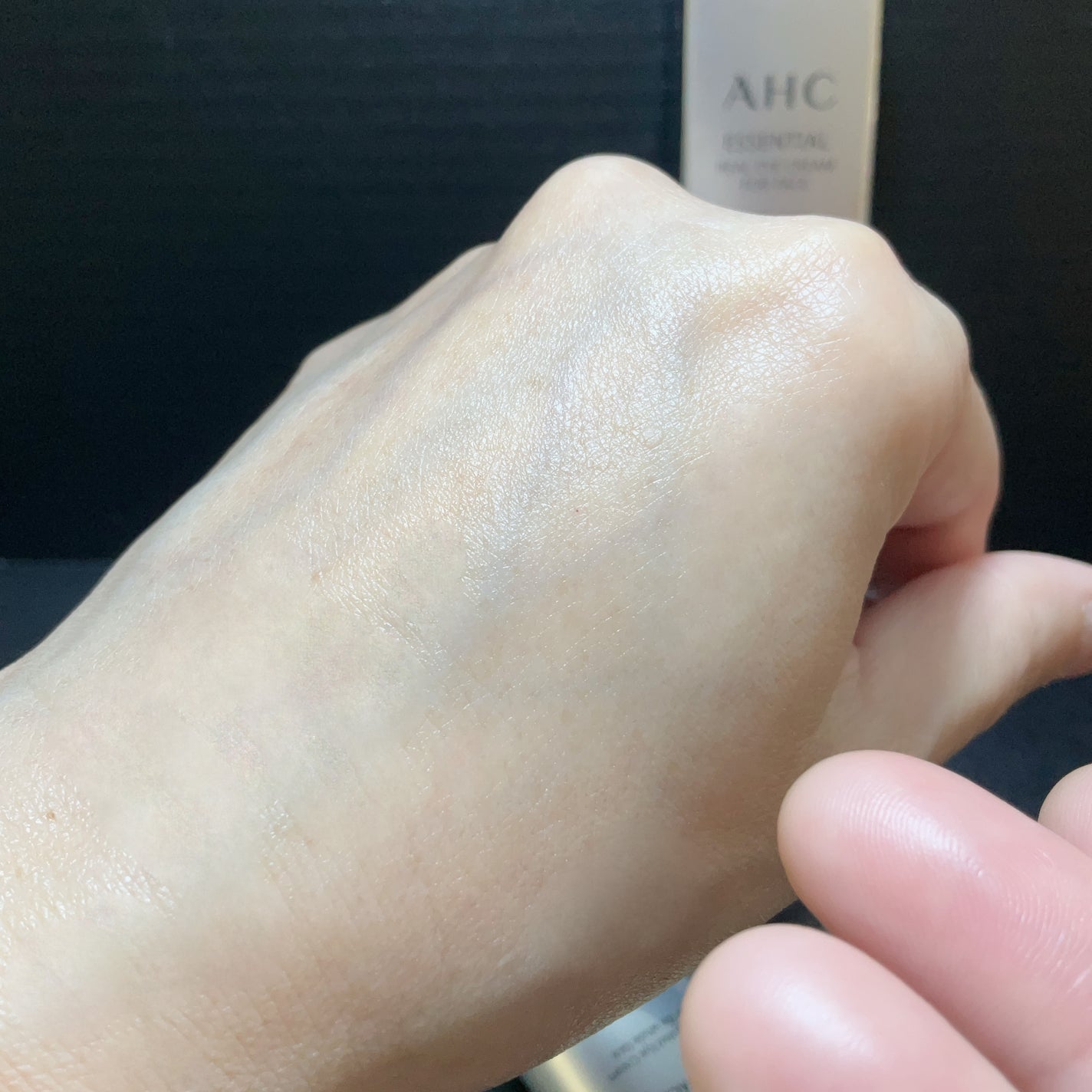 エッセンシャル リアル アイクリーム フォーフェイス/AHC/アイケア・アイクリームを使ったクチコミ(5枚目)
