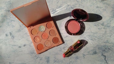 ColourPop Eye Palette-Baby Got Peach のクチコミ「#ColourPop
#BabyGotPeach

ピーチパレットでふんわりメイク✨
マスカラ.....」（3枚目）