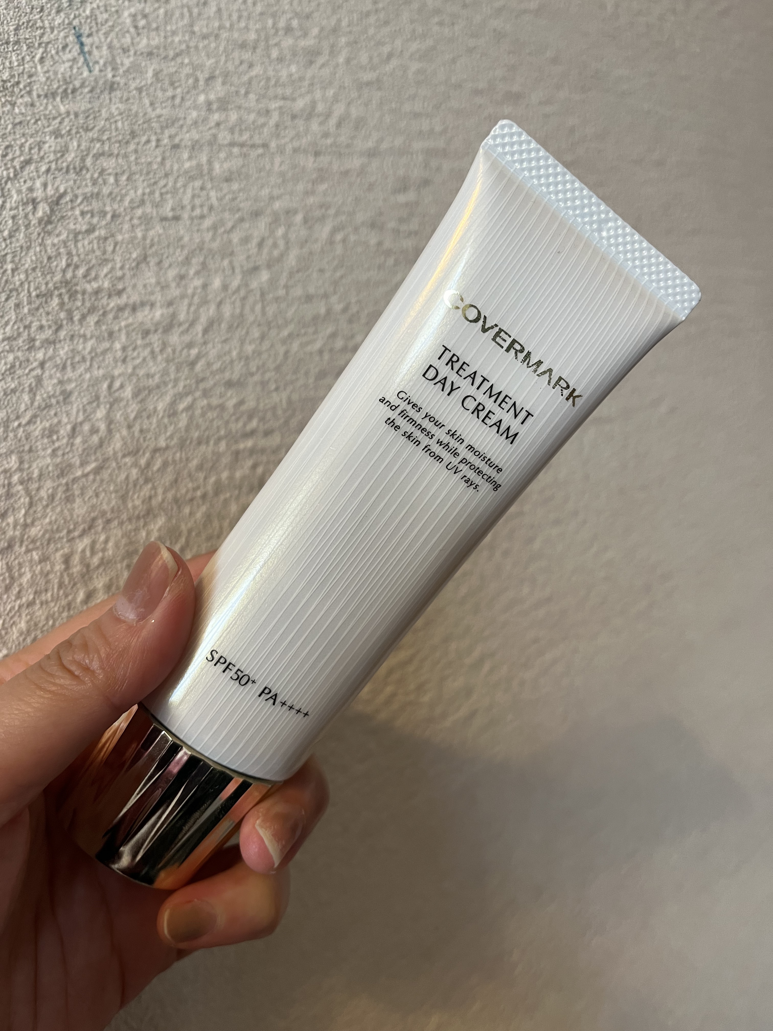 #使い切り
#使い切りコスメ
#使い切りスキンケア

#カバーマーク
#トリートメントデイクリーム

使い切りました☺︎
