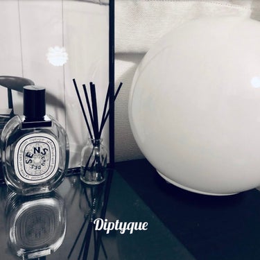 diptyque オードトワレ オーデサンスのクチコミ「高級感あるしなんといってもいい香り🥺♥️



入浴剤のようなフローラルな香りで
お風呂あがり.....」（1枚目）