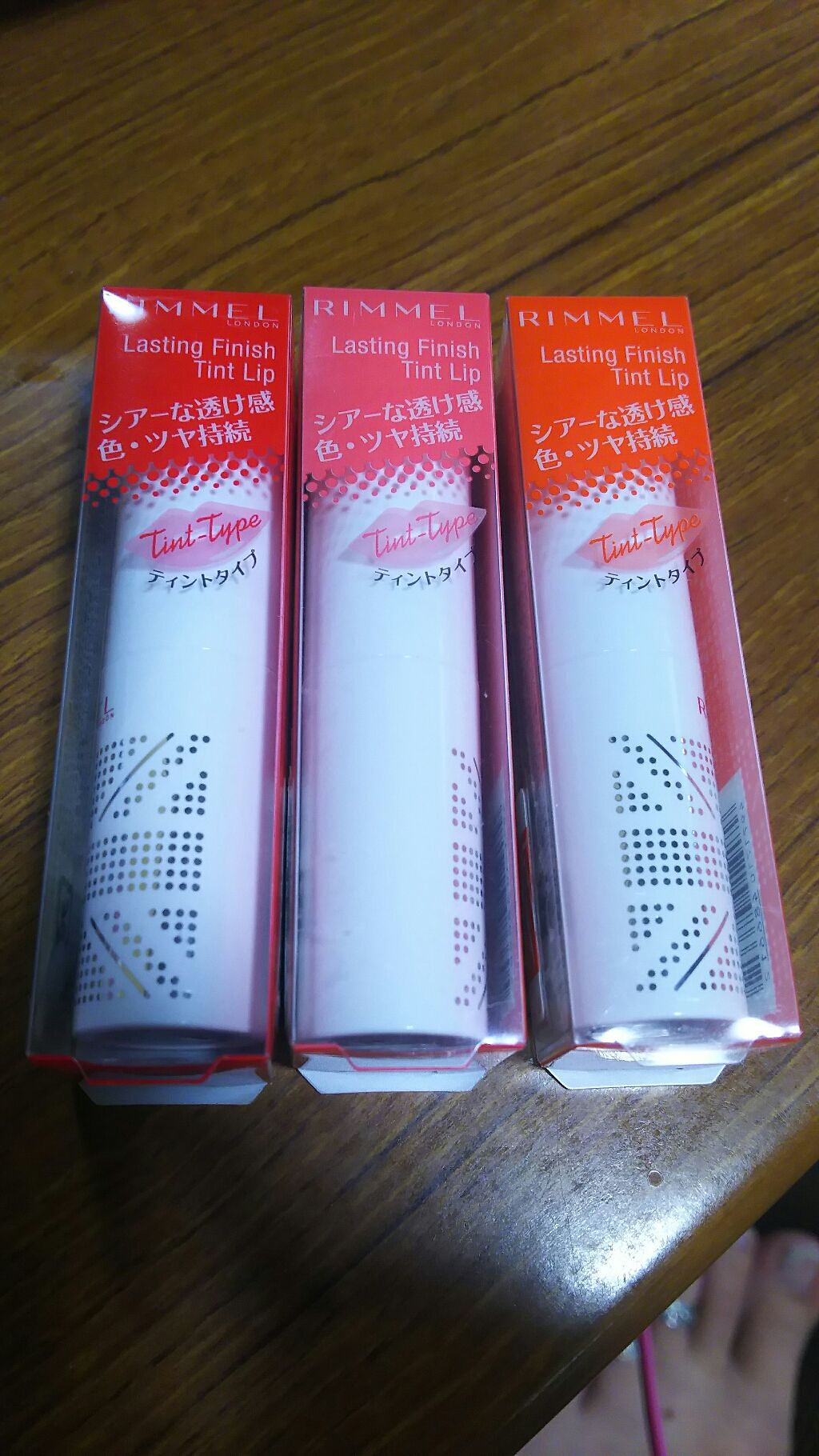 ラスティングフィニッシュ ティントリップ/リンメル ロンドン/リップティントを使ったクチコミ(1枚目)