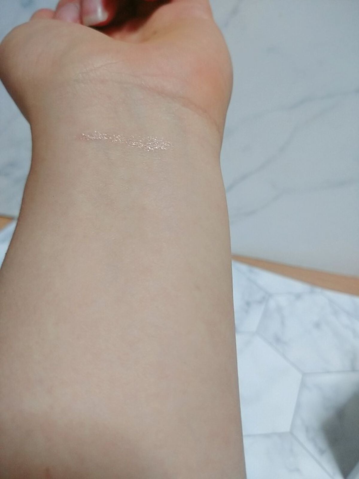 プリティー イージーグリッタースティック/unleashia/グリッターを使ったクチコミ(2枚目)